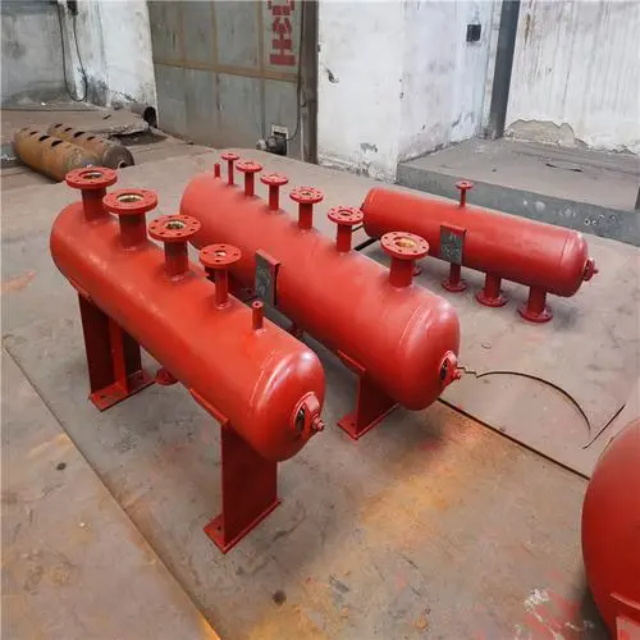 道外分集水器安装高度
